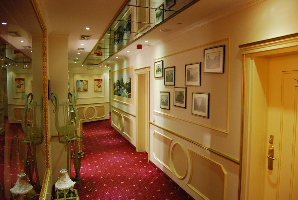 2 Kitarrat Boutique Hotel & Spa Durrës Exterior foto